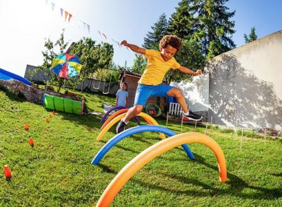 Creative-Outdoor-Games-for-Kids-Fun-Time-In-the-Backyard-All-Summer-Long