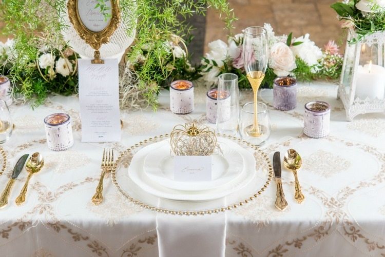 Fairytale wedding table setting ideas white and gold