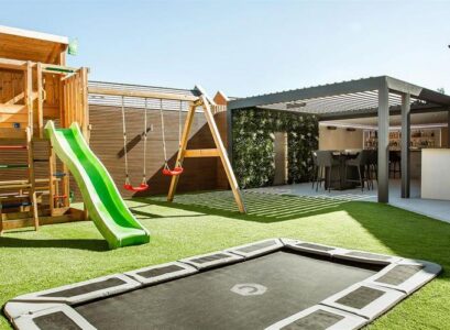 Family-Garden-Design-Fantastic-Outdoor-Space-Ideas-for-Kids-and-Adults