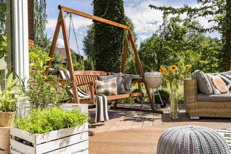Garden Swing Ideas to Help You Create the Perfect Backyard Retreat