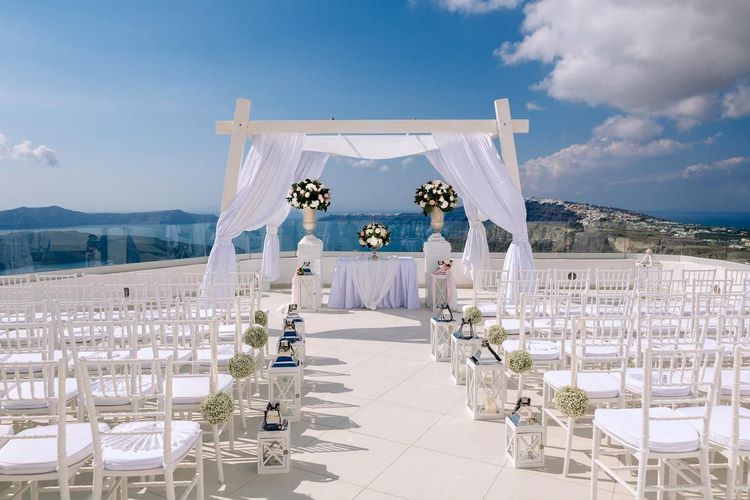 Greek themed wedding ideas what are the suitable colors