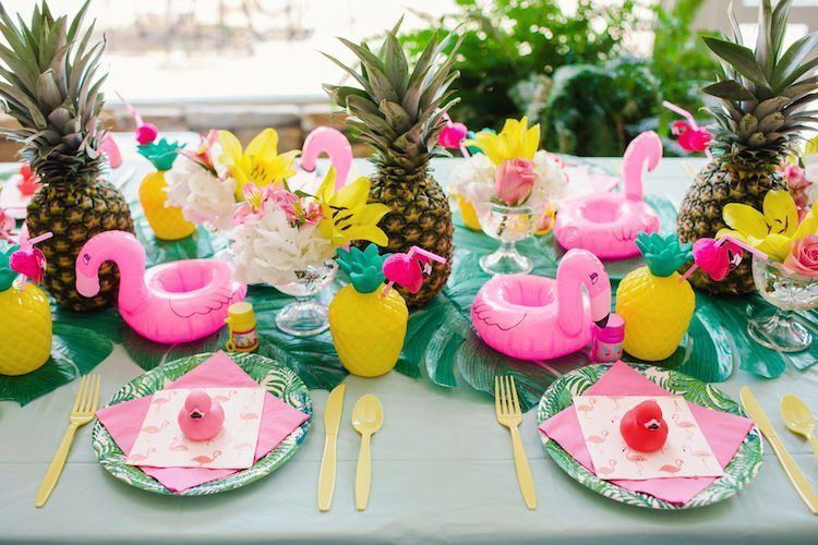 Tropical pool party table decoration ideas