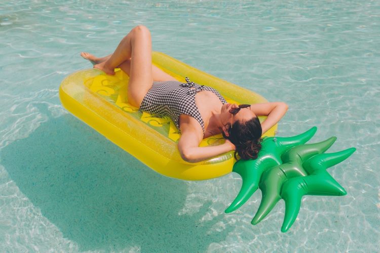 Tropical themed pool inflatables