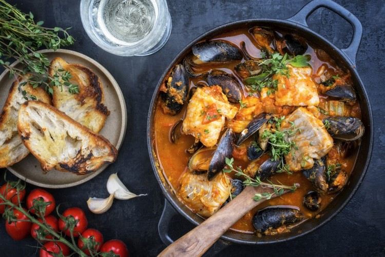 What are the Key Ingredients for Bouillabaisse Marseillaise
