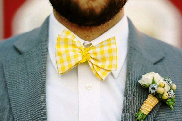 bride and groom outfit ideas for yellow themed wedding
