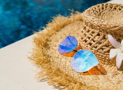 what-to-wear-to-a-pool-party-chic-summer-look-ideas