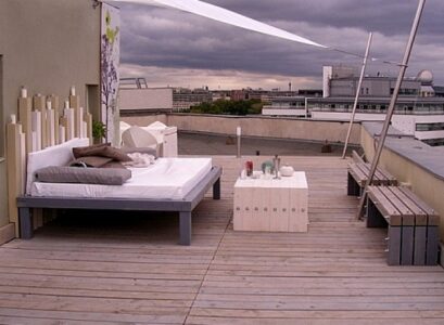 Balcony-Bed-Ideas-Pros-Cons-and-Considerations-for-Outdoor-Sleeping