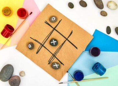 DIY-tic-tac-toe-rocks-fun-craft-projects-for-kids