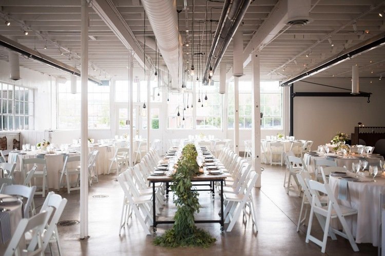 Minimalist Wedding Ideas White color palette