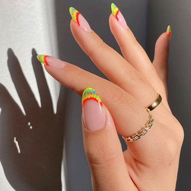 awesome tie and dye nail art ideas