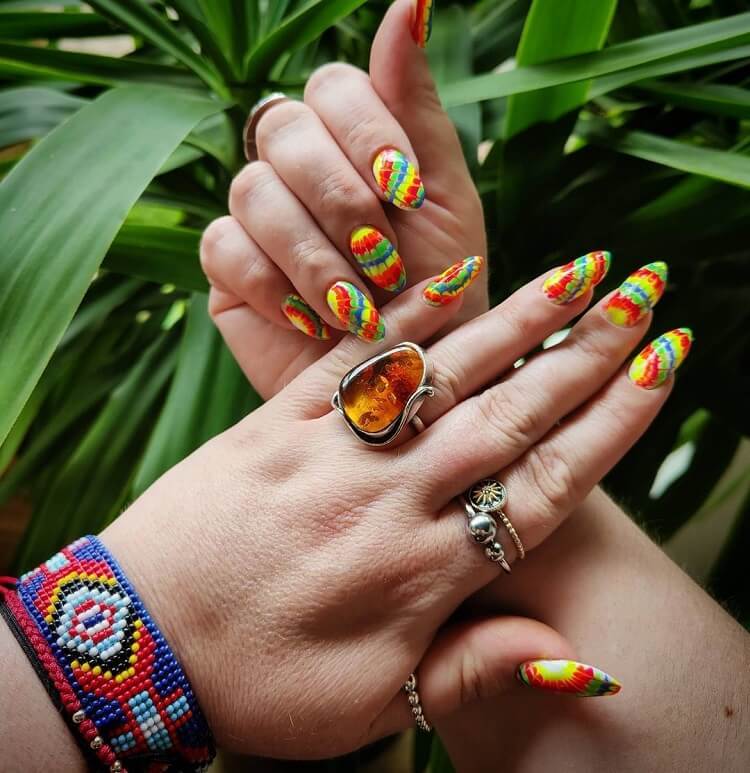 manicure design ideas tie and dye method tips