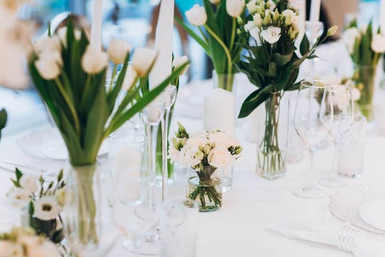 minimalist wedding decorating ideas table centerpieces