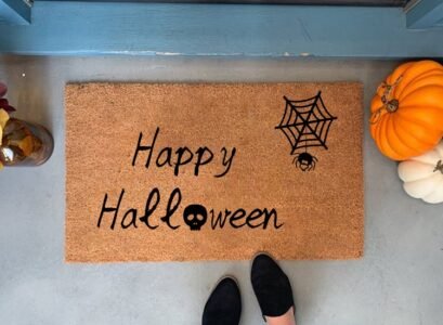 DIY-Halloween-Doormat-Ideas-to-Invite-the-Spirit-of-the-Holiday