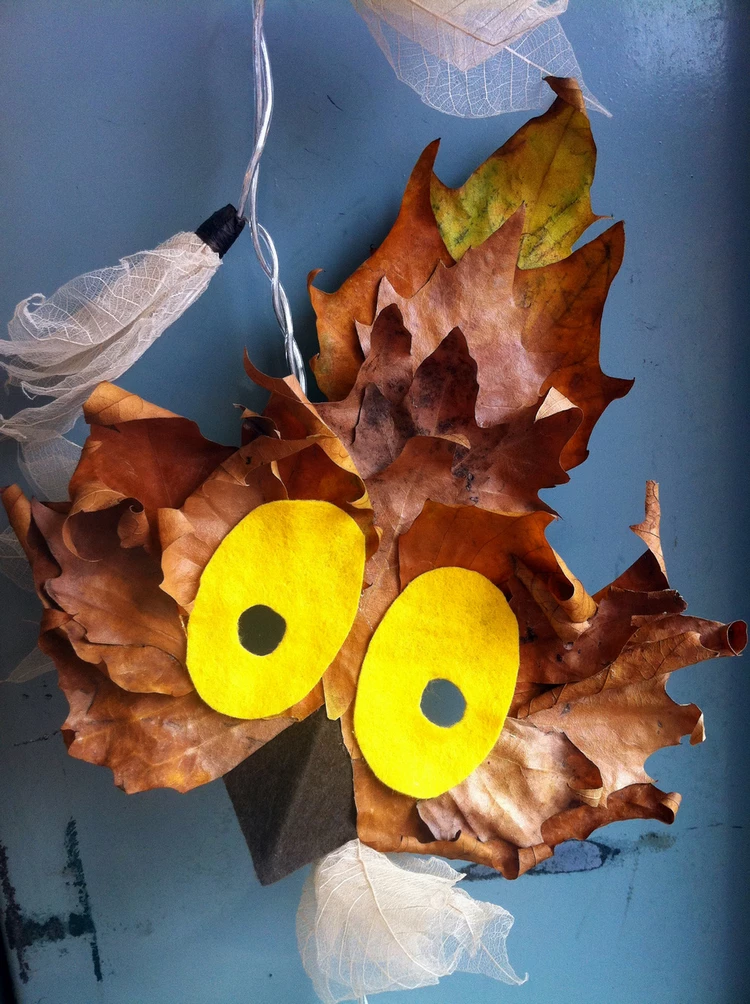 Halloween Owl Mask from Dry Leaves Crafts for kids