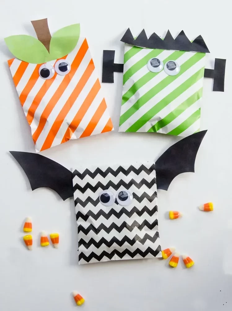 DIY Halloween Party for Kids Favor Bags