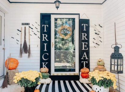 Easy-and-Fun-DIY-Halloween-Front-Door-Decoration-Ideas-to-Set-The-Mood