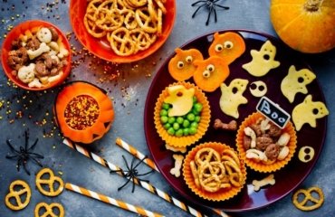 Halloween-Kids-Party-Food-Recipes-Super-Cool-and-Fun-Ideas-for-Spooky-Treats