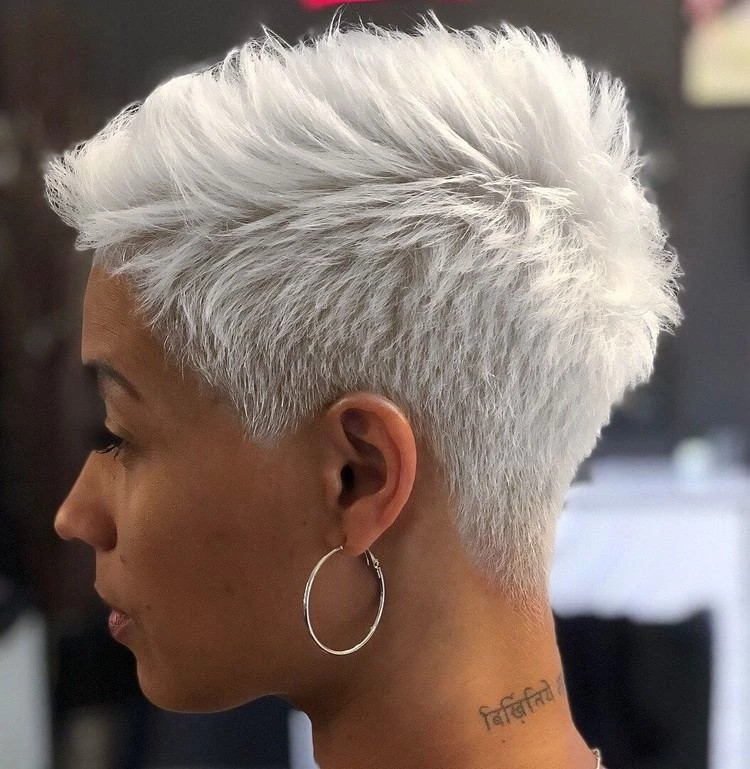 Pixie haircut trend gray hair short hairstyles