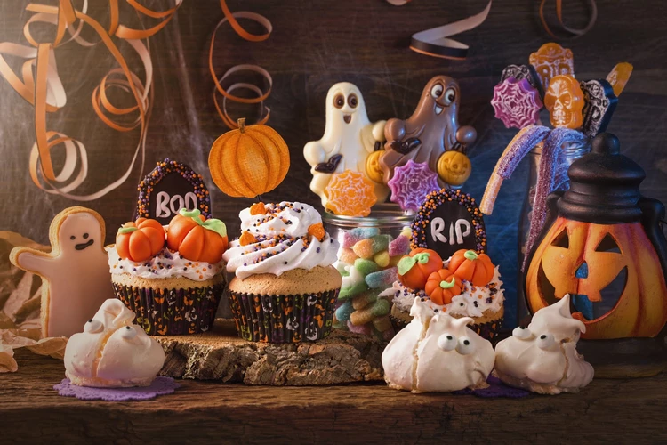 Prepare Halloween Themed Snacks and Treats