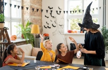 Quick-and-Easy-Halloween-Crafts-for-Kids-and-Fun-DIY-Projects