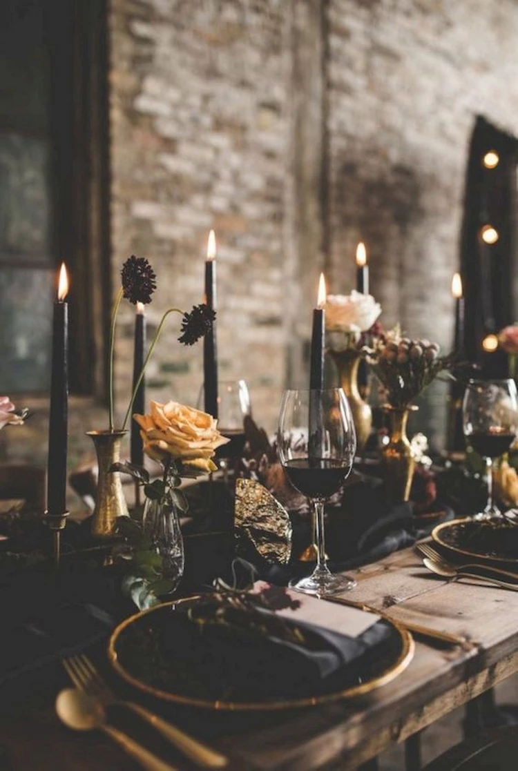 chic and elegant Halloween table ideas