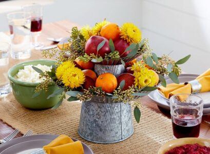 DIY-Thanksgiving-Fruit-Centerpiece-Ideas-to-Try-This-Year-Awesome-Table-Decorations