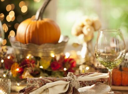 How-to-Decorate-a-Thanksgiving-Table-in-15-Minutes-and-Make-It-Extra-Special