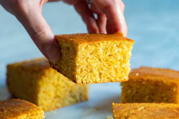How to Make Cornbread Easy Recipes Perfect for Thanksgiving