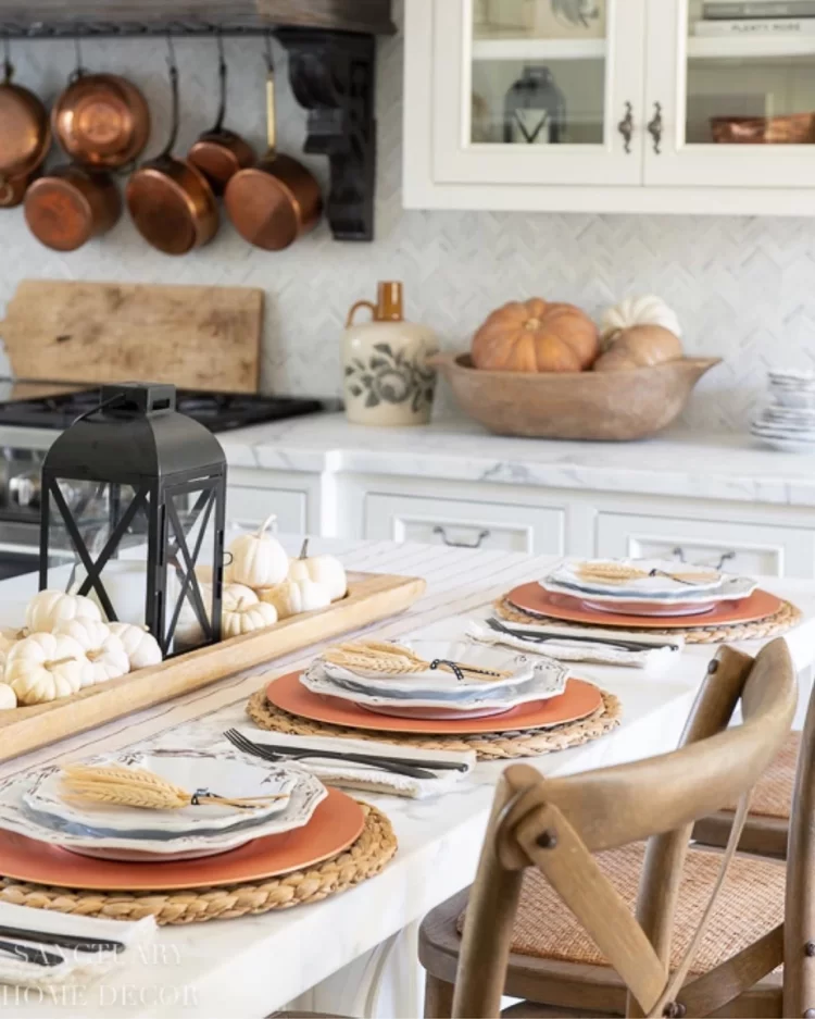 How to Set a Thanksgiving Table