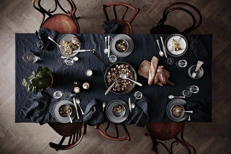 inspiring and trendy Thanksgiving table decorating ideas