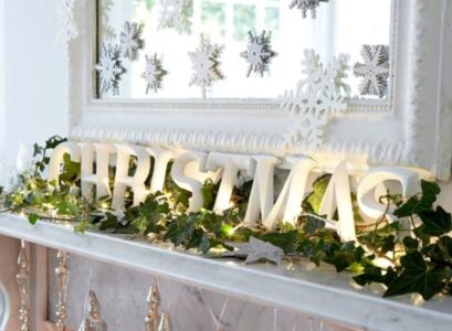 How-to-Decorate-a-Mirror for Christmas - Wonderful Ideas for Your Home