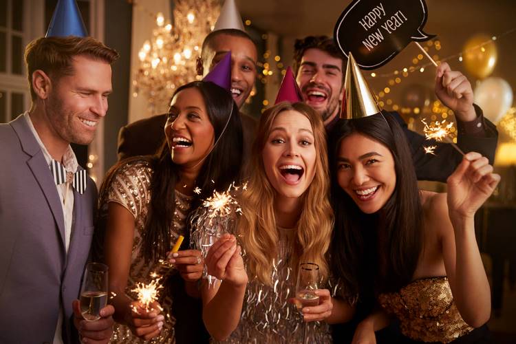 How to Host a Stress Free New Years Eve Party