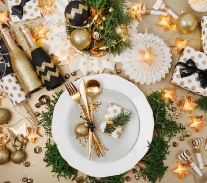 How-to-Set-and-Decorate-the-Table-on-New-Years-Eve