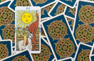 Tarot-Cards-Reading-Quick-Answers-for-Your-Daily-Decisions