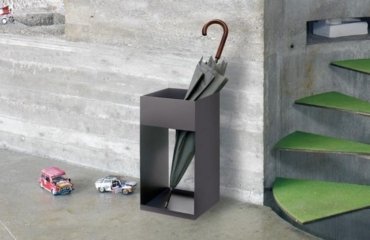 Designer-Umbrella-Stands-Trendy-Hallway-Furniture-Ideas