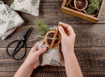How-to-Use-Fabric-Pouches-Storage-and-Zero-Waste-Gift-Wrap-Ideas