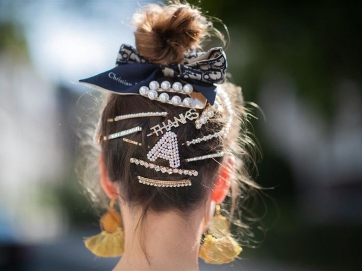 Trendy Hair Accessories for Any Styling - Hairpins, Barrettes and Hairclips