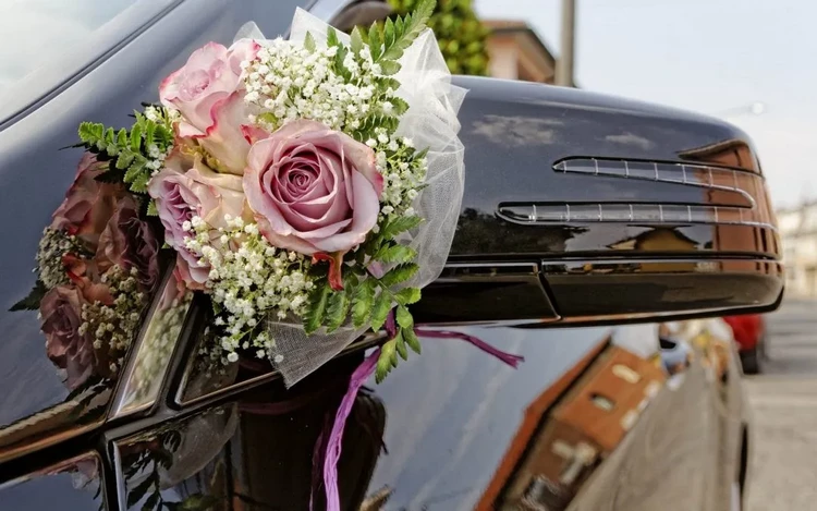Wedding Car Decorations with flowers