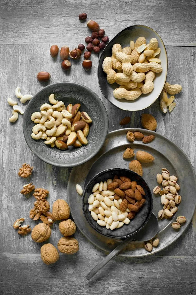 healthy lifestyle food that will boost energy nuts