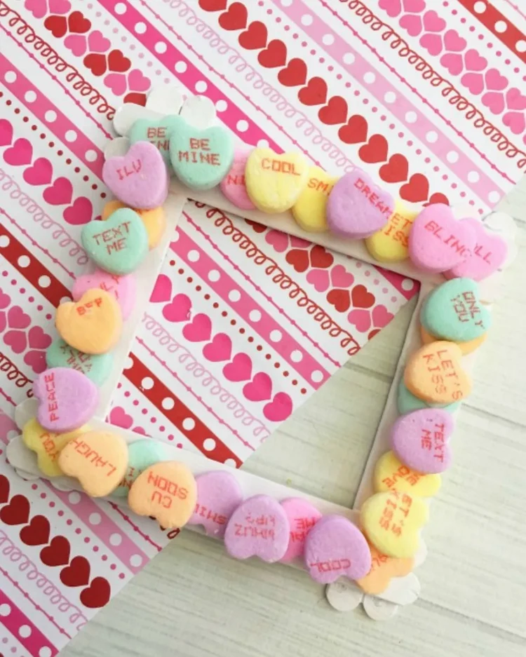 Easy Valentines Day Decor Ideas DIY Conversation Heart Frame
