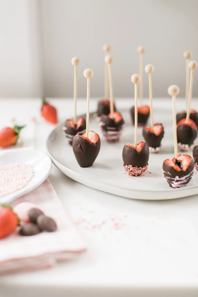 How to Make Chocolate Covered Strawberry Hearts Tips for Success