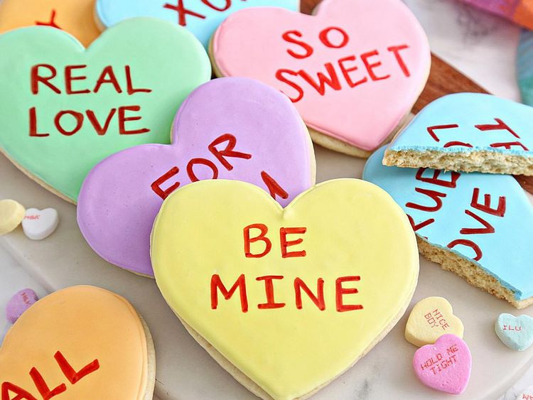 How to Make Conversation Heart Cookies for Valentines Day