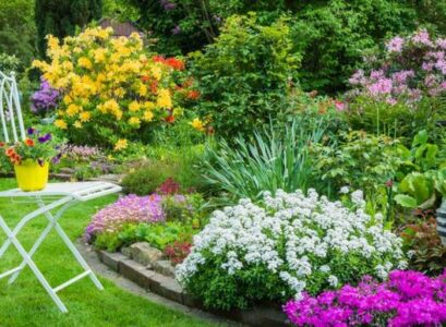 Awesome-Flower-Beds-Ideas-2022-Landscape-Designs-for-Your-Garden