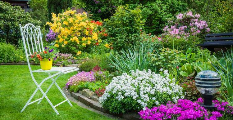 Landscape Designs for Your Garden Awesome Flower Beds Ideas 2022
