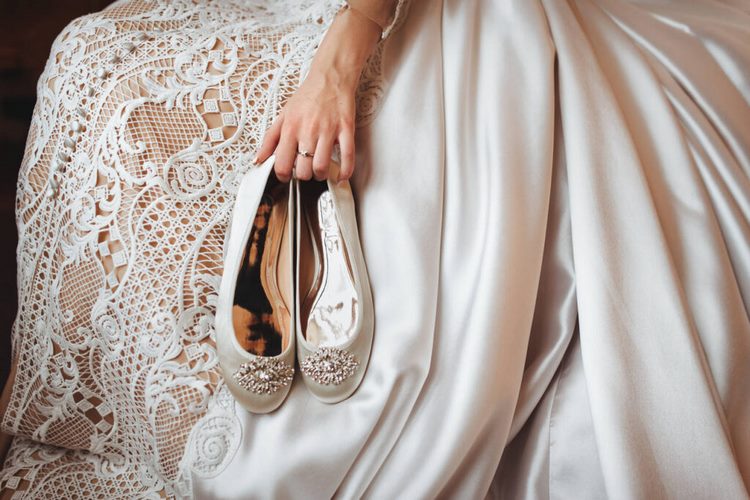 Flat Wedding Shoes Ideas to Feel Comfortable on the special day