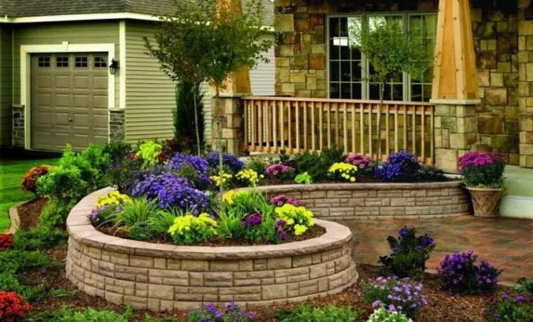 Tips for Your Garden Landscape and Flower Beds Ideas