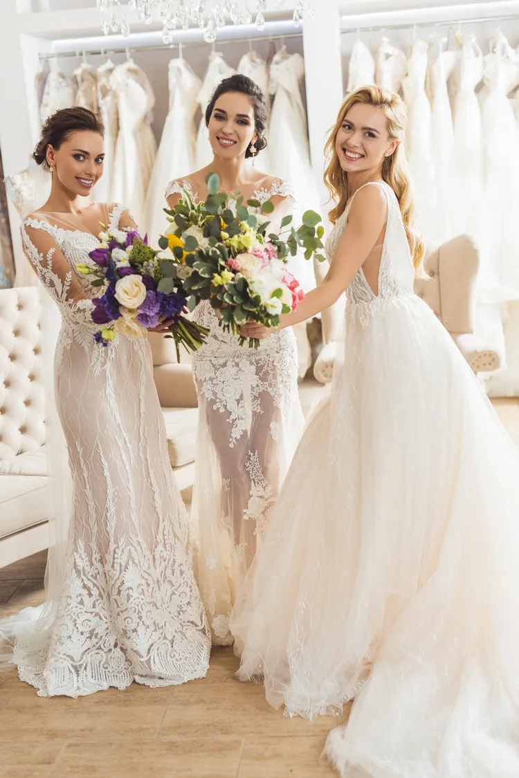 Choose a Wedding Dress According to Your Body Shape and Look Gorgeous