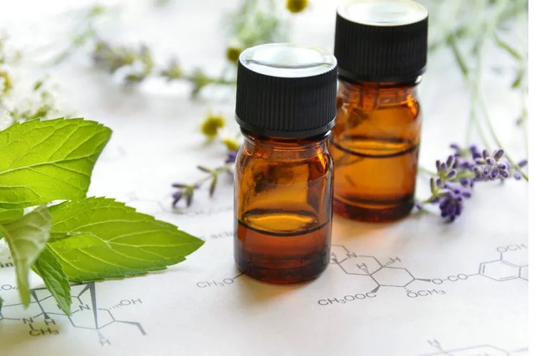 the best Essential Oils for Skin and Hair