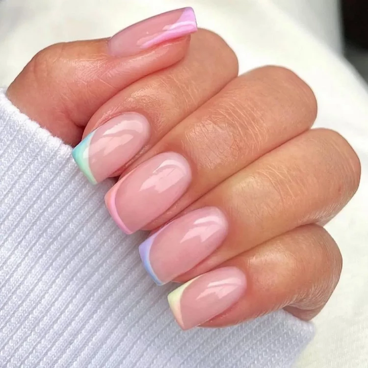 pastel nails for spring 2022 trends