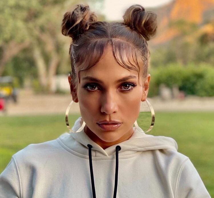 2022-Adult-Pigtails-Hairstyles-Fashionable-Hairdos